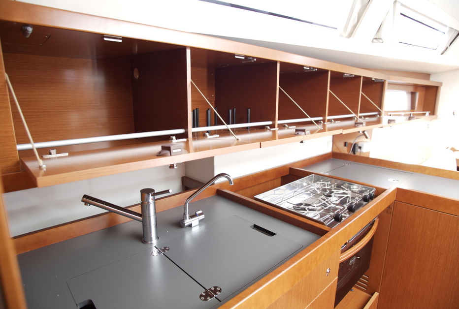 Beneteau Oceanis 41 27